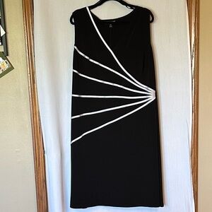 Connected Woman 22W A-line Black & White Dress